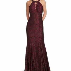 Elegant Burgundy Lace Evening Gown